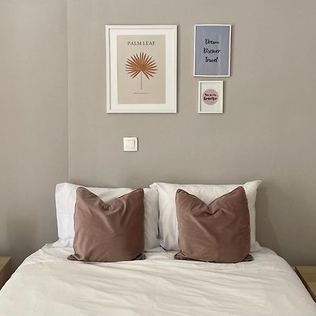 Vivian Modern Apartment Athens Exterior photo