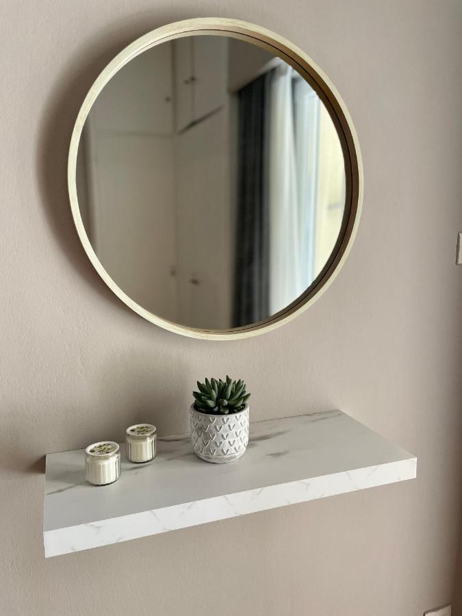 Vivian Modern Apartment Athens Exterior photo