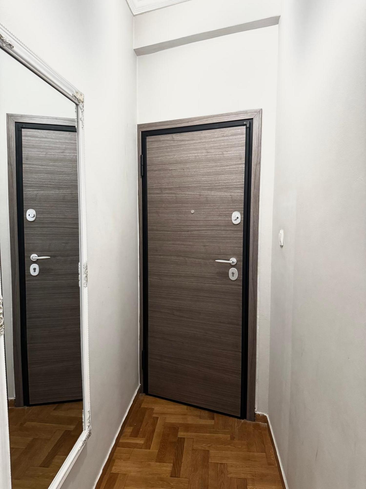 Vivian Modern Apartment Athens Exterior photo