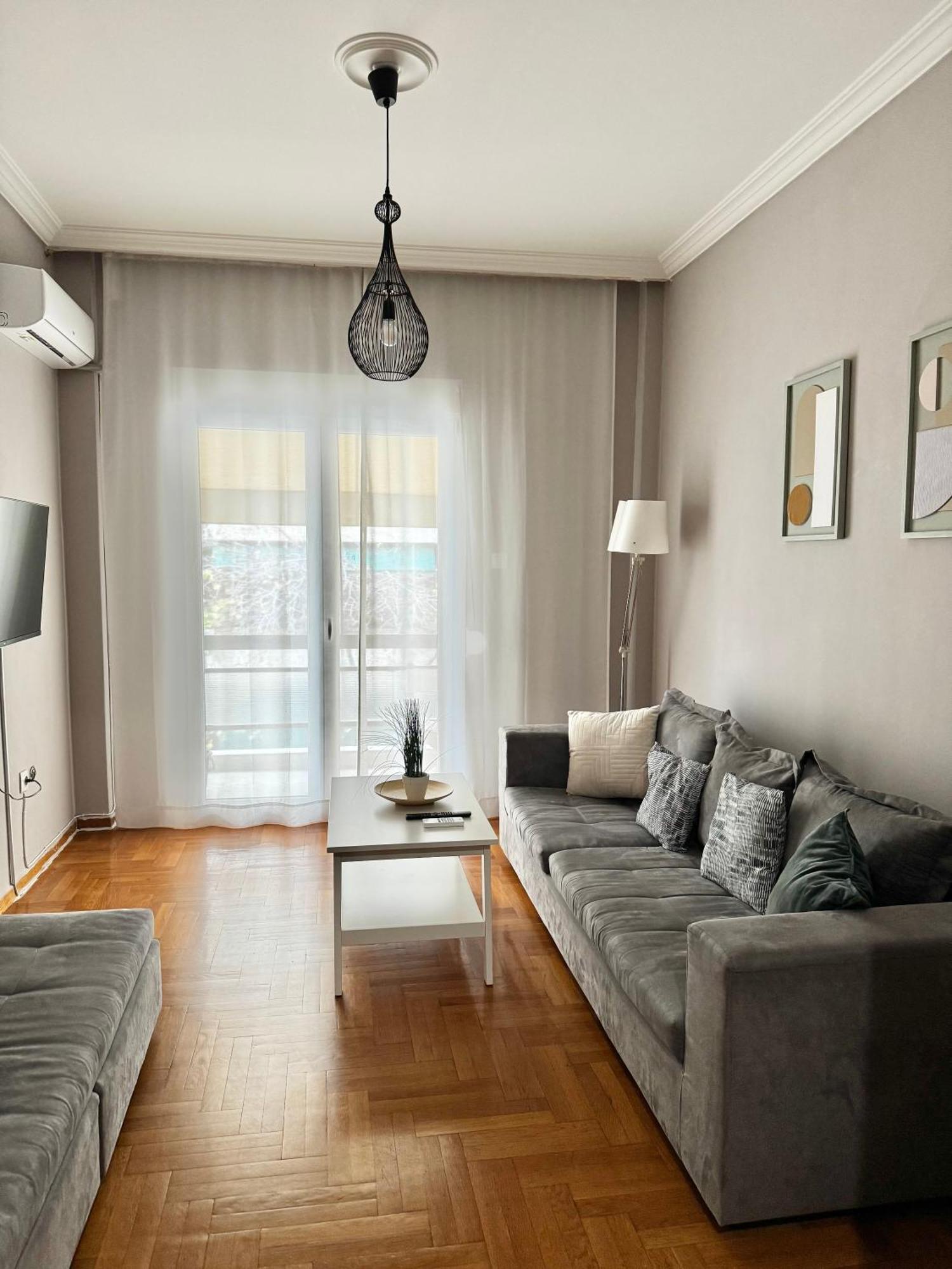 Vivian Modern Apartment Athens Exterior photo